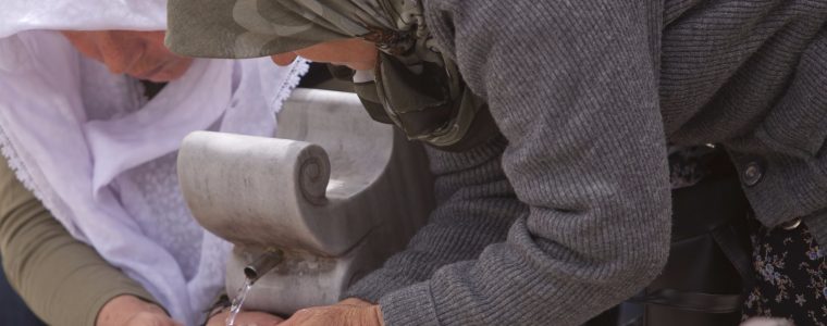 Can I Wipe Over my Headscarf During Ablution?