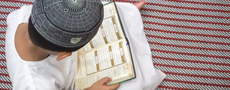 How and When Should I Ask My Children to Perform Prayer?