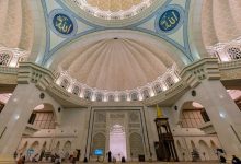 What Are the Virtues of Staying in Mosque After Fajr Prayer?