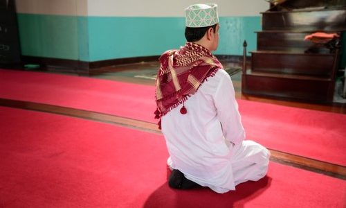 What Is the Ruling of Making Du`aa before Finishing Prayer?