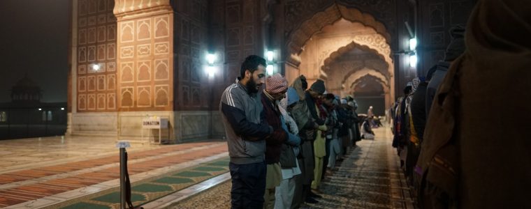 Praying the Sunnah of Fajr Before Adhan: Permissible?