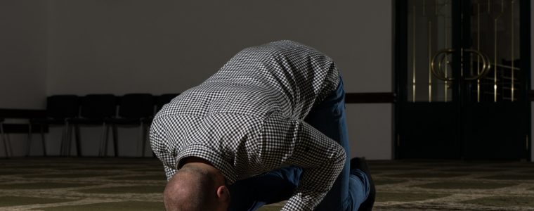 Praying `Isha’ Early during Summer Time: Allowed?